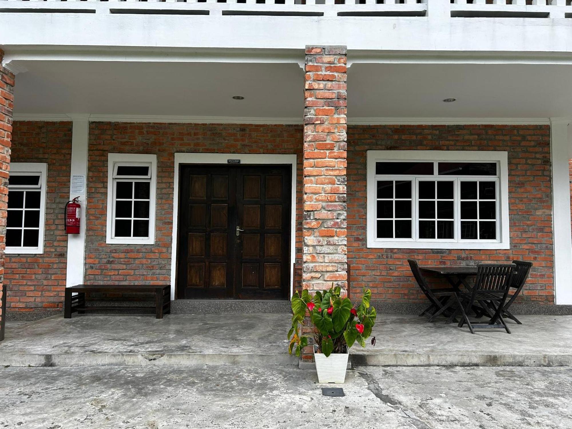 Kundasang Guesthouse Екстериор снимка