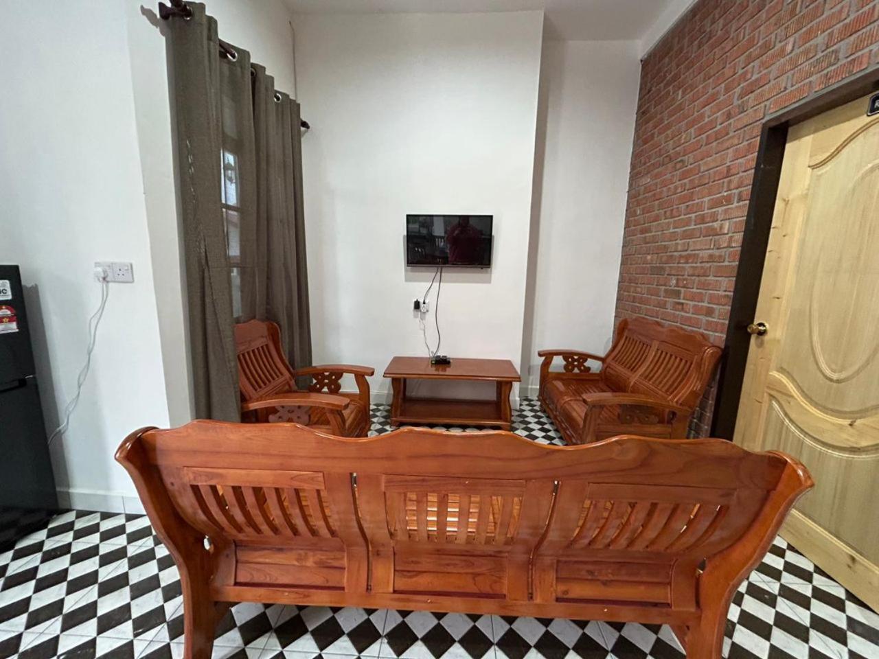 Kundasang Guesthouse Екстериор снимка